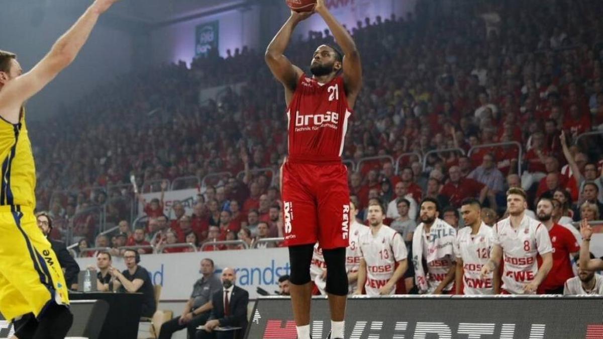 Darius Miller averaged 12 points in the finals as Brose Bamberg won its third straight league championship in Germany this spring.