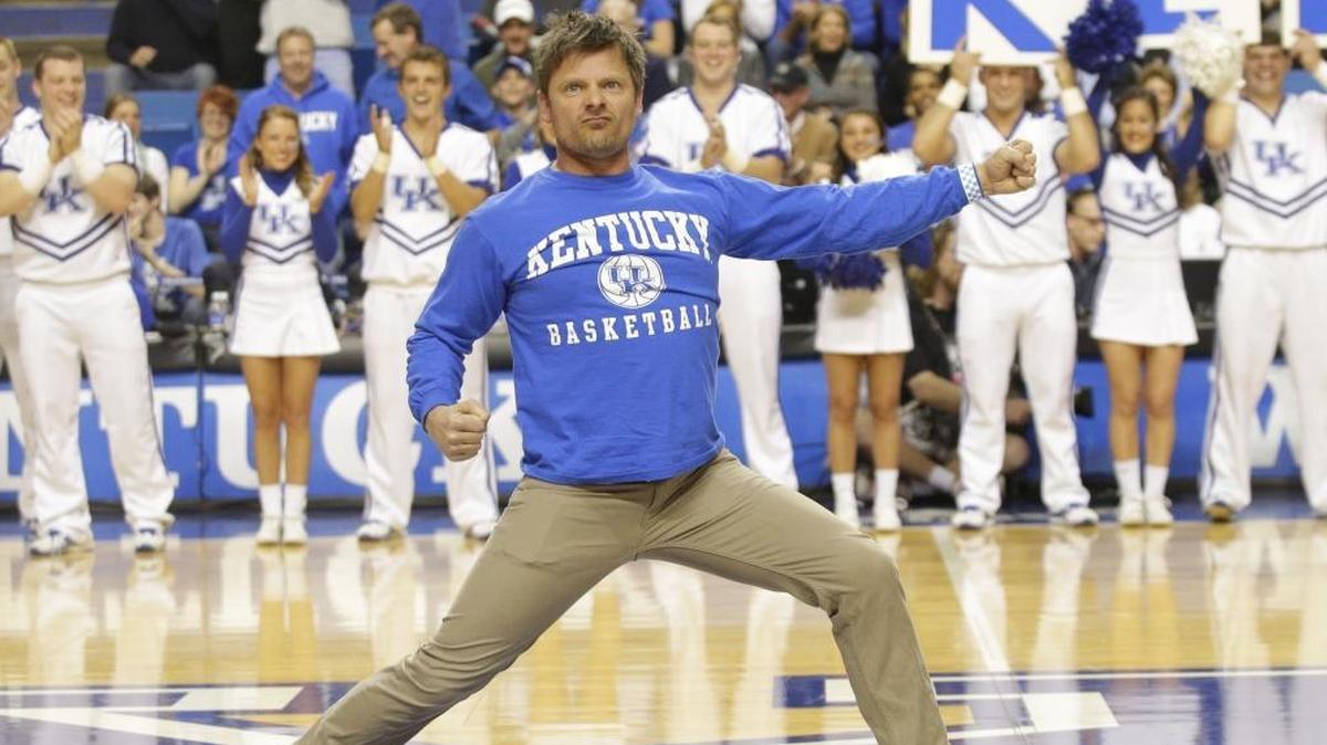 Kentucky fan Steve Zahn performed for fans as he did the "Y" when Kentucky hosted Alabama on Tuesday March 4, 2014, in Lexington, Ky.
