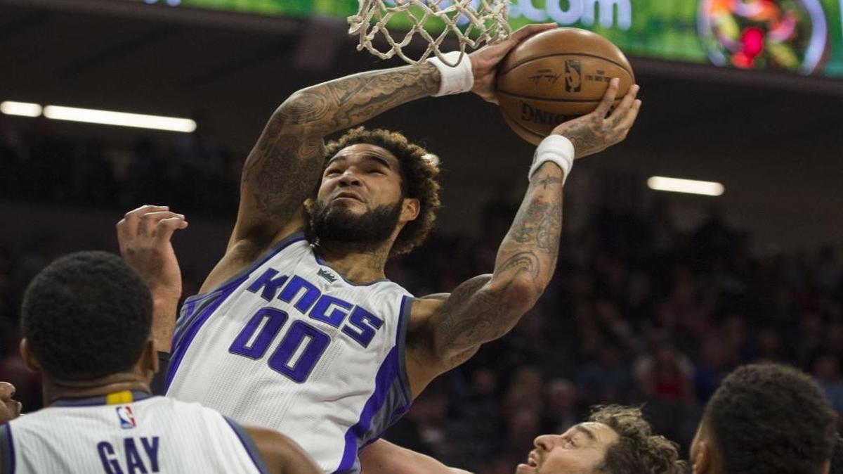Sacramento Kings center Willie Cauley-Stein (00) goes to the basket against San Antonio Spurs center Pau Gasol (16) during their game at Golden 1 Center in Sacramento on Wednesday, Nov. 16, 2016.
