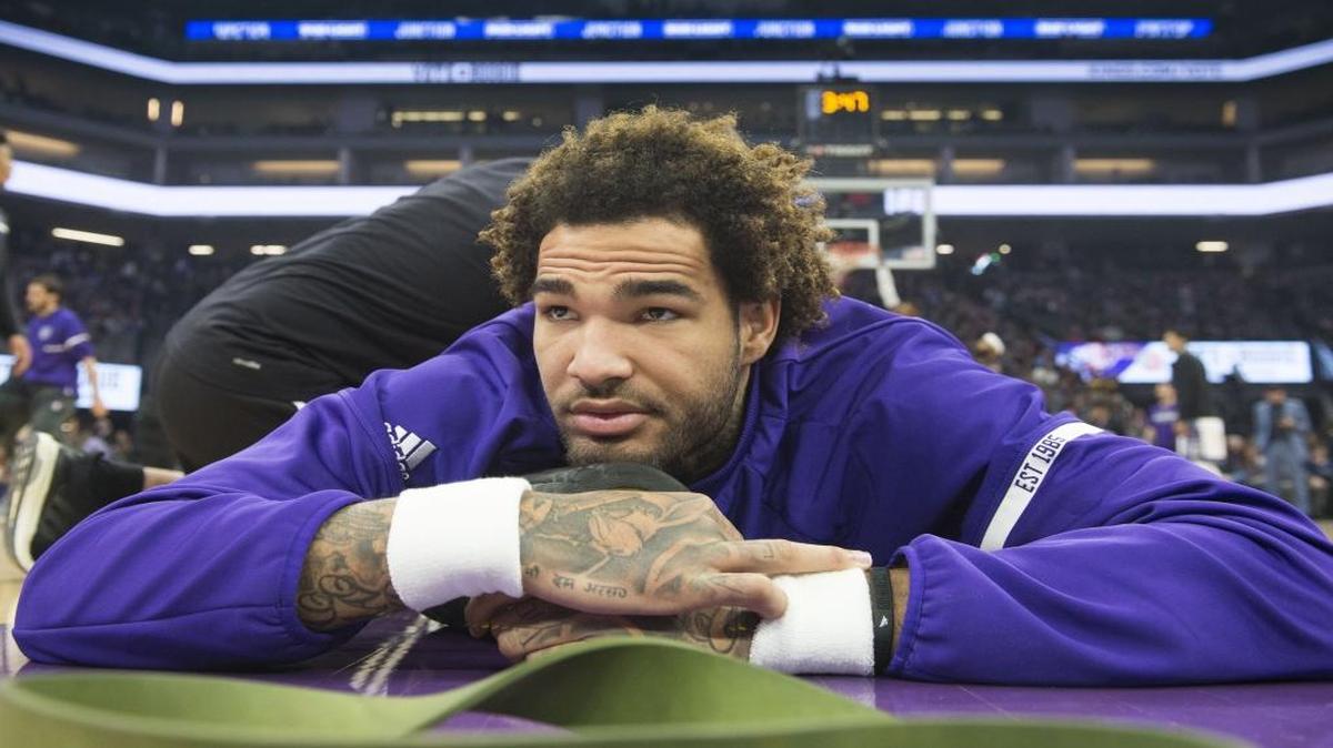 Sacramento Kings center Willie Cauley-Stein (00) warmed up before his team's game against the Philadelphia 76ers at Golden 1 Center in Sacramento, California on Monday, Dec. 26, 2016.