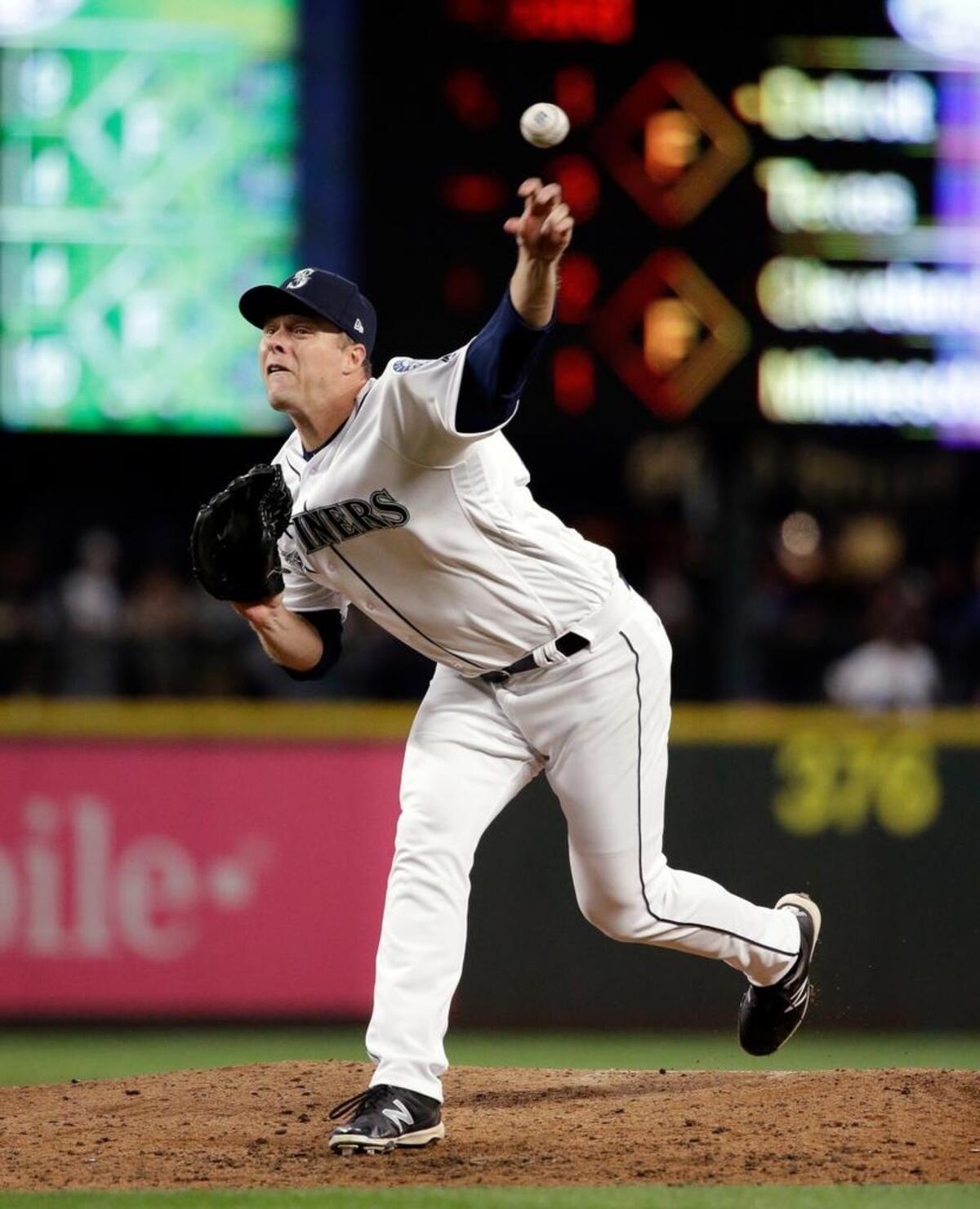 Seattle Mariners starting pitcher Andrew Albers throws against the Baltimore Orioles in a baseball game Tuesday, Aug. 15, 2017, in Seattle.