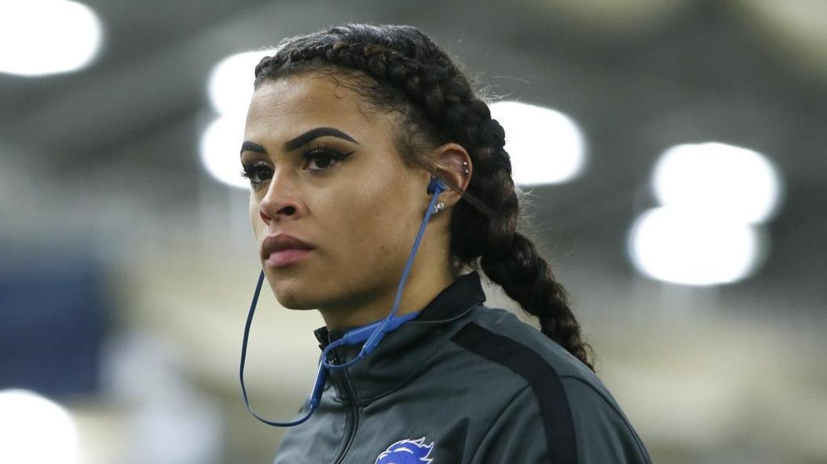 Sydney McLaughlin won the women’s 400-meter run at the SEC Indoors in 50.52 seconds.
