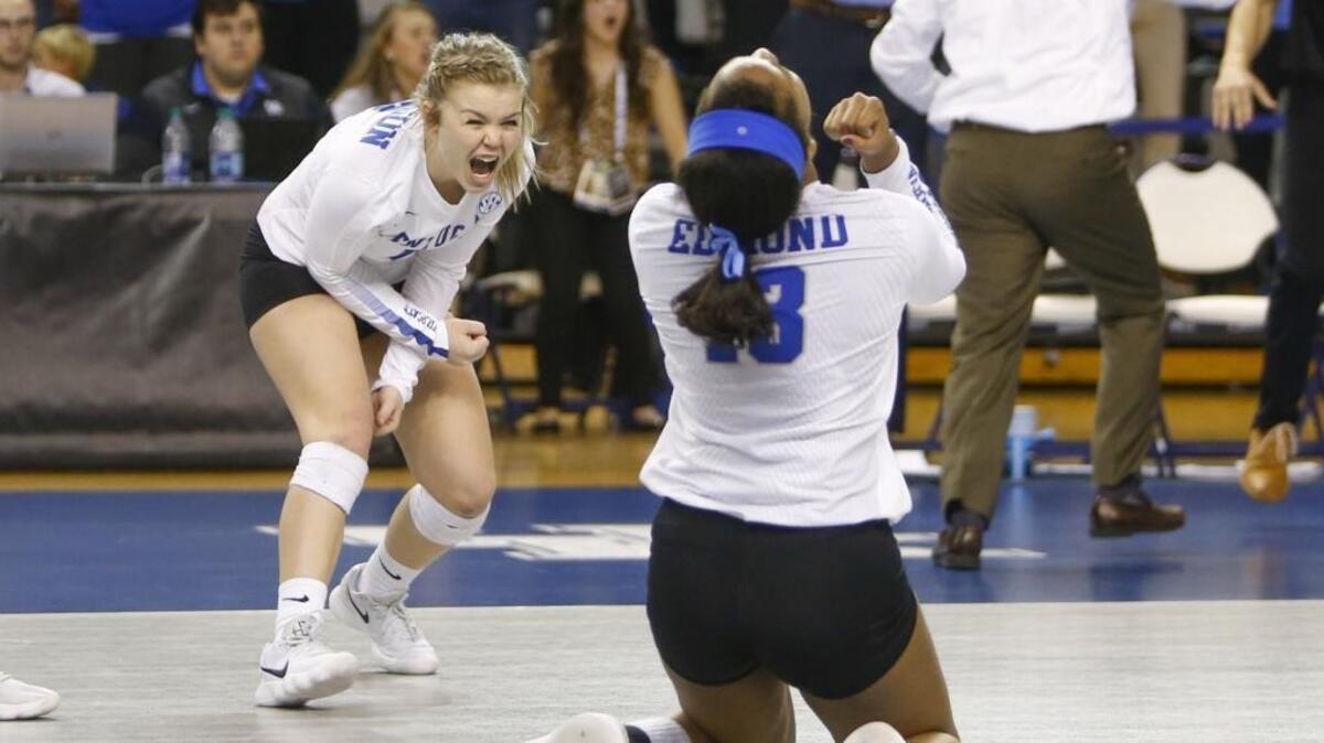 Kentucky's McKenzie Watson celebrated with Leah Edmond after they defeated Western Kentucky in the second round of the NCAA Tournament in Memorial Coliseum last December.