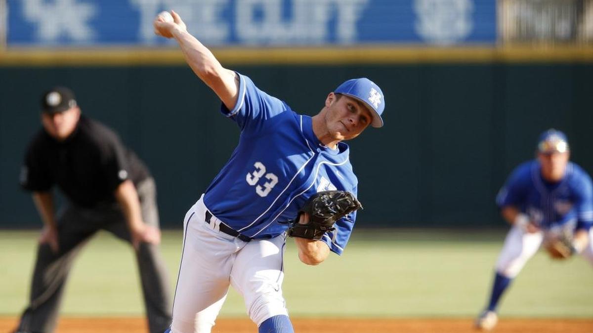 UK's Zack Brown throws against South Carolina at Cliff Hagan Stadium in Lexington, Ky., Friday, May 6, 2016.