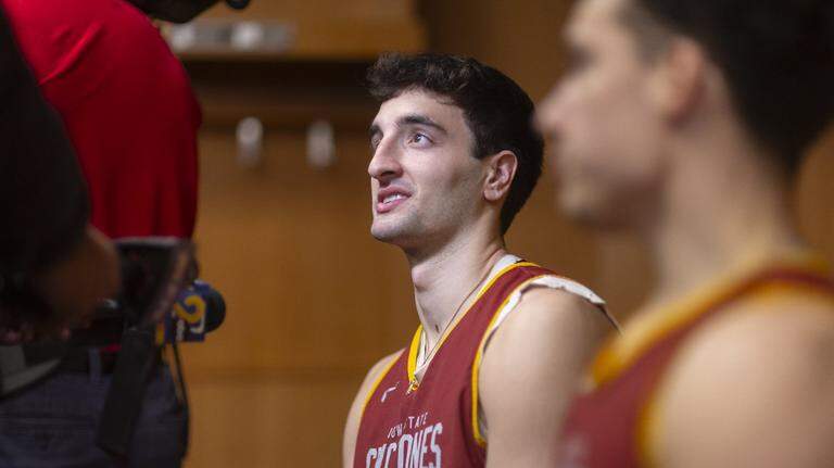 Milan Momcilovic is in the transfer portal. What’s the latest news for Kentucky?