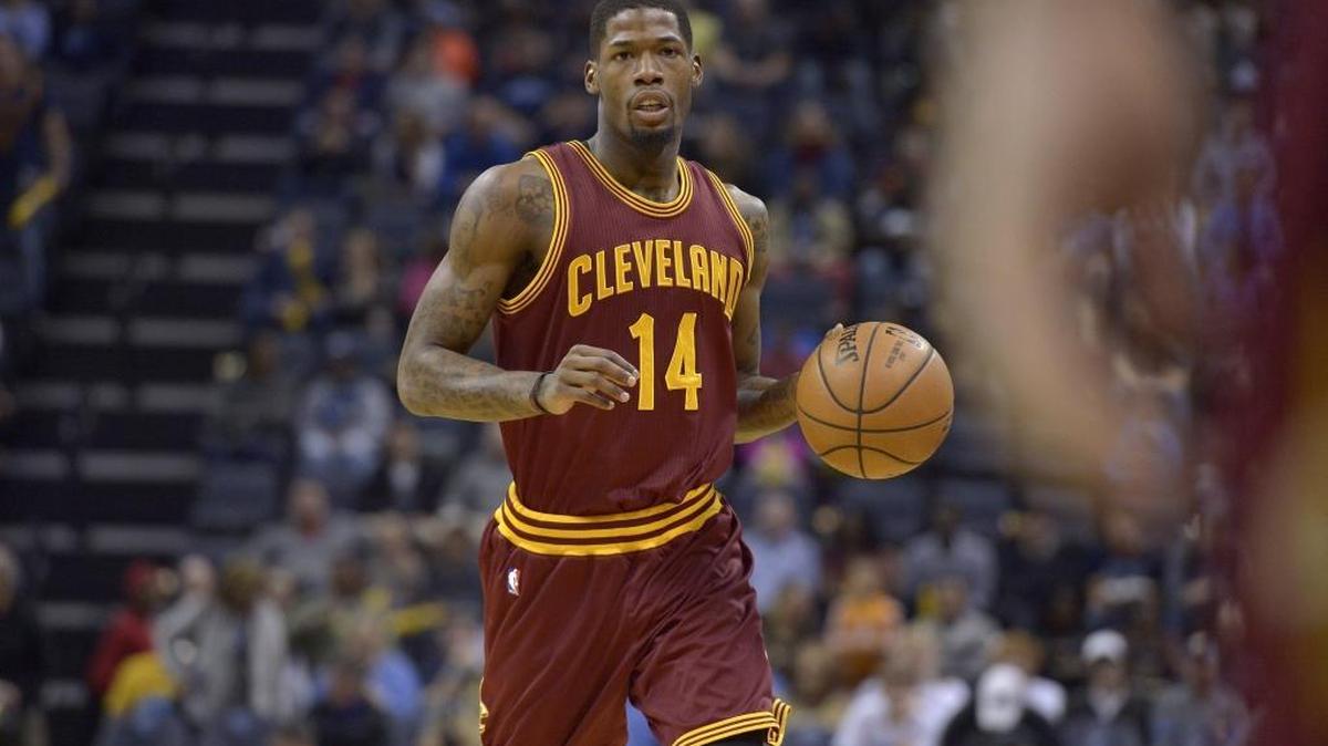 DeAndre Liggins, a defensive specialist, has played in 19 games for the Cavaliers this season, averaging 3.0 points per game.