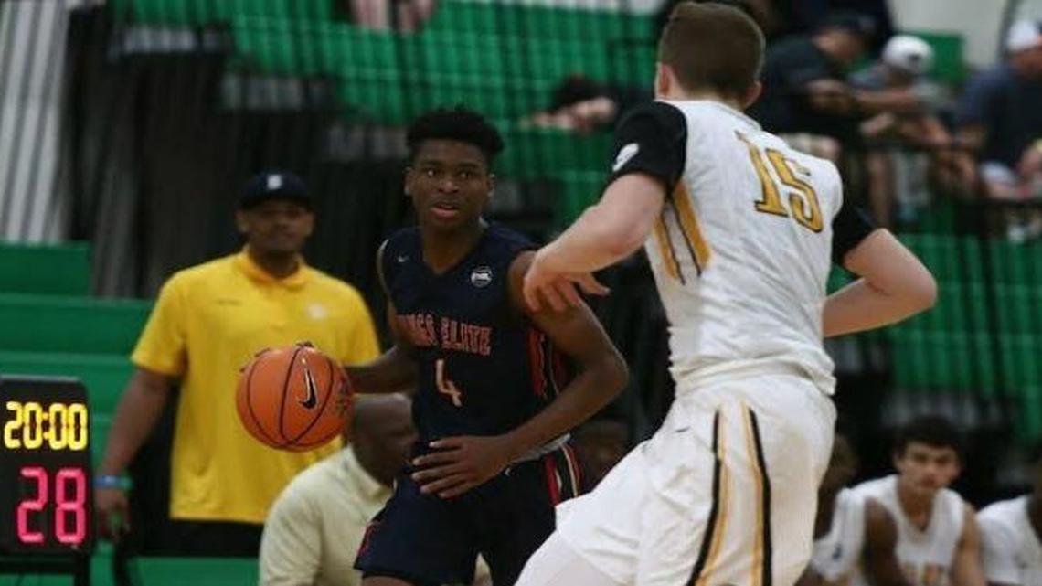 Four-star guard Shai Gilgeous-Alexander signed with Kentucky in November.
