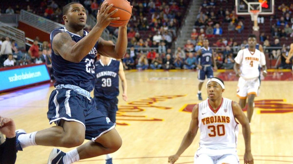Austin Tilghman, left, was the Metro Atlantic Athletic Conference Sixth Man of the Year in 2016-17. He is one of 10 returning players for the Hawks, who will take on Kentucky in Madison Square Garden on Dec. 9, 2017.