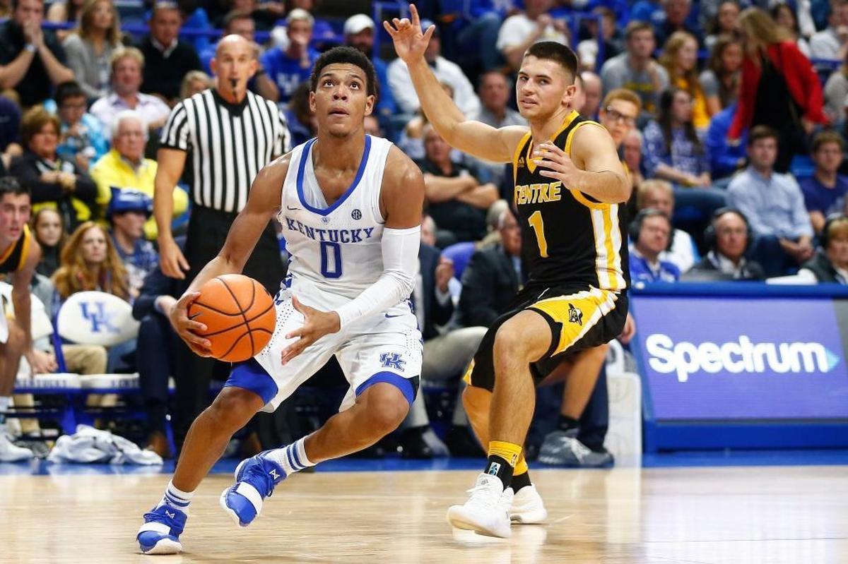 Kentucky Wildcats guard Quade Green (0) drives to the hoop past Centre Colonels guard Bailey Rakes (1) during their exhibition game at Rupp Arena in Lexington, Ky., Friday, Nov. 3, 2017. Kentucky beat Centre College 106-63.