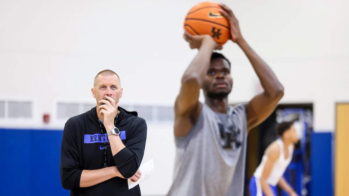 What’s the next move for Kentucky basketball after losing Mark Mitchell?