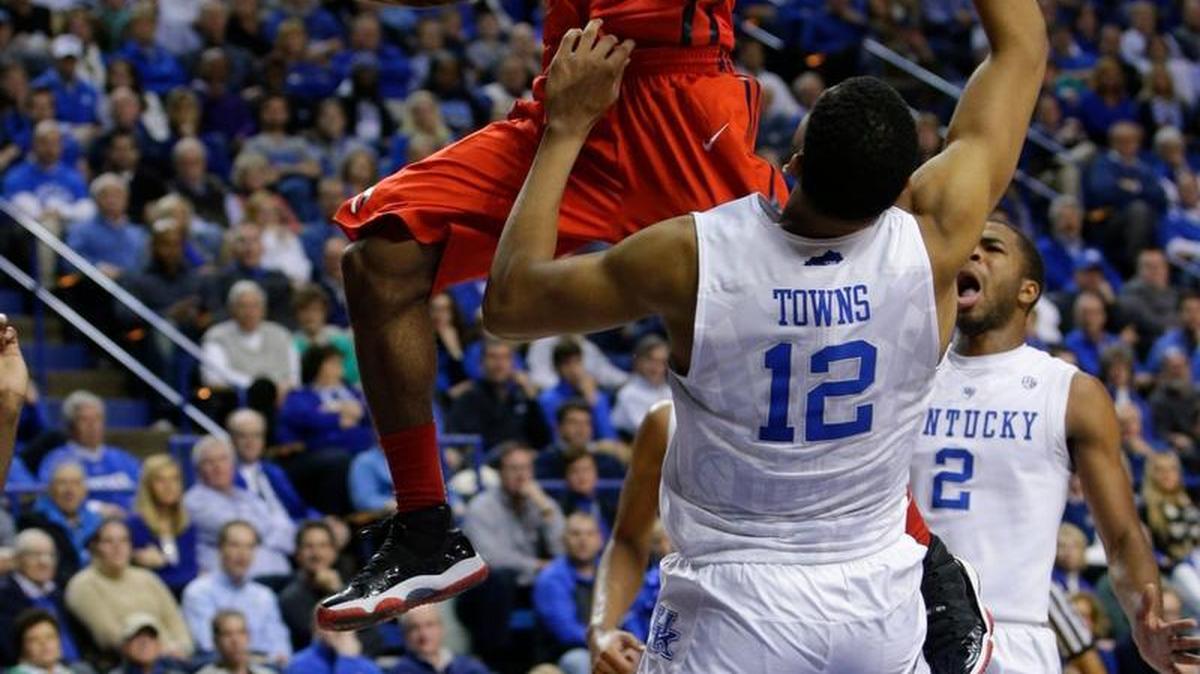 Mississippi Rebels guard Stefan Moody (42) drove in for two of his 25 points as No. 1 Kentucky played Ole Miss on Jan. 6, 2015, in Lexington, Ky.