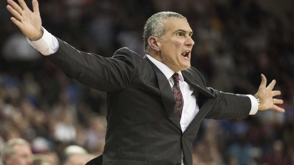 South Carolina head coach Frank Martin said of his team’s hard-nosed style: “We rarely get flagrant fouls. We just don’t let people get anything easy. . . . I want us to play the right way for 40 minutes. Not just let people walk around and be who they want to be. We want to make people uncomfortable.”