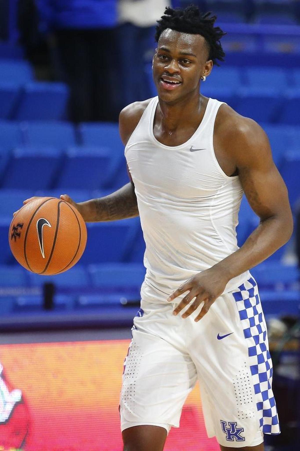 Jarred Vanderbilt warmed up before UK’s game against Texas A&M on Tuesday night.