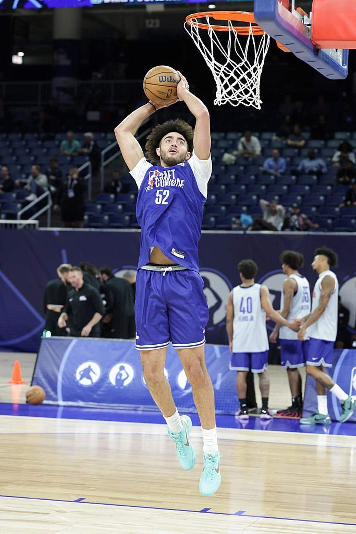 Kentucky center Malachi Moreno is participating at the NBA Combine this week in Chicago. Before May 27, he has to decide whether to remain in the NBA draft or return to the Wildcats. 