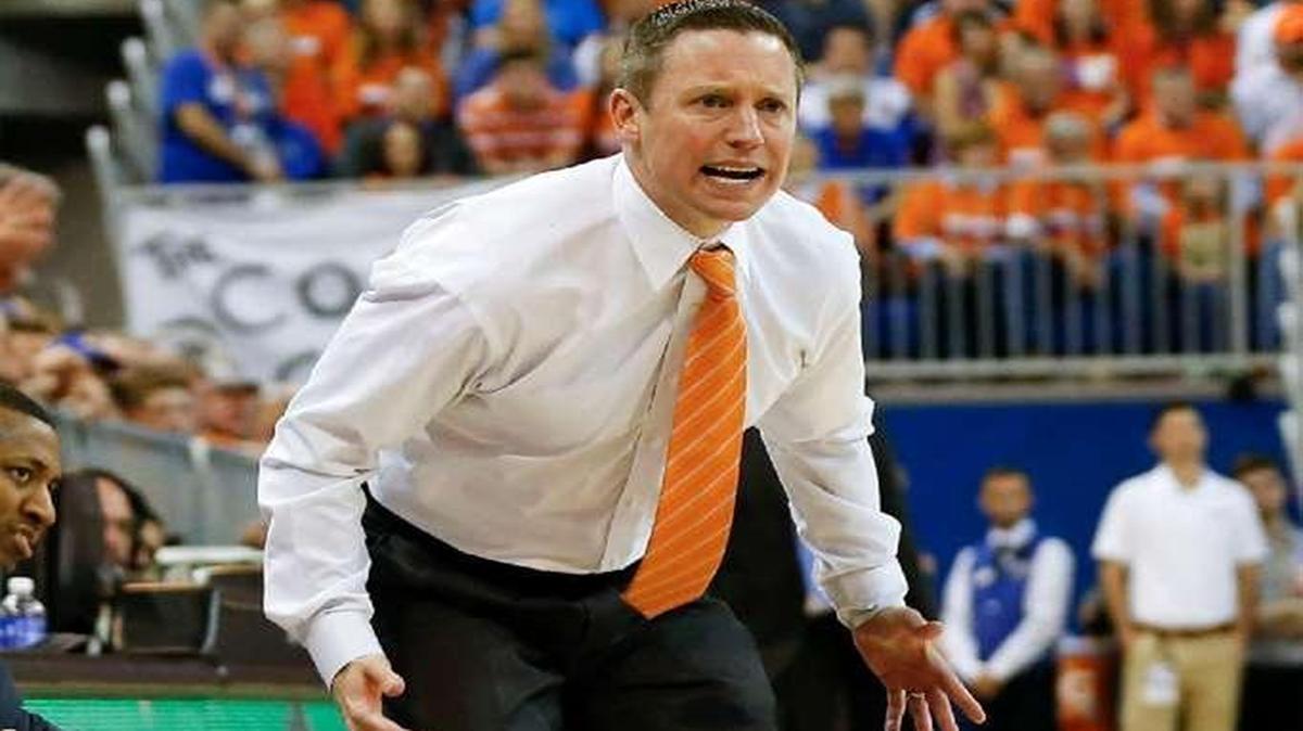 Florida Coach Michael White, working the sidelines during the Gators’ 88-66 pasting of Kentucky in Gainesville Feb. 4, is seeking to maintain the UF men’s basketball program’s status as UK’s chief SEC rival.