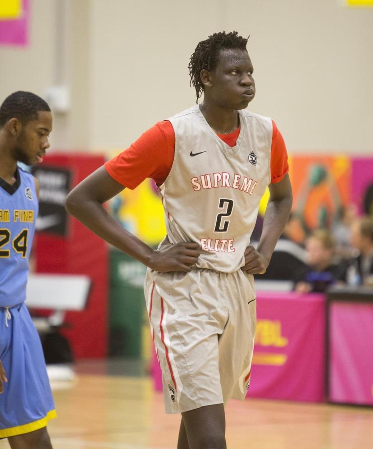 Bol Bol played on the Nike circuit over the summer.