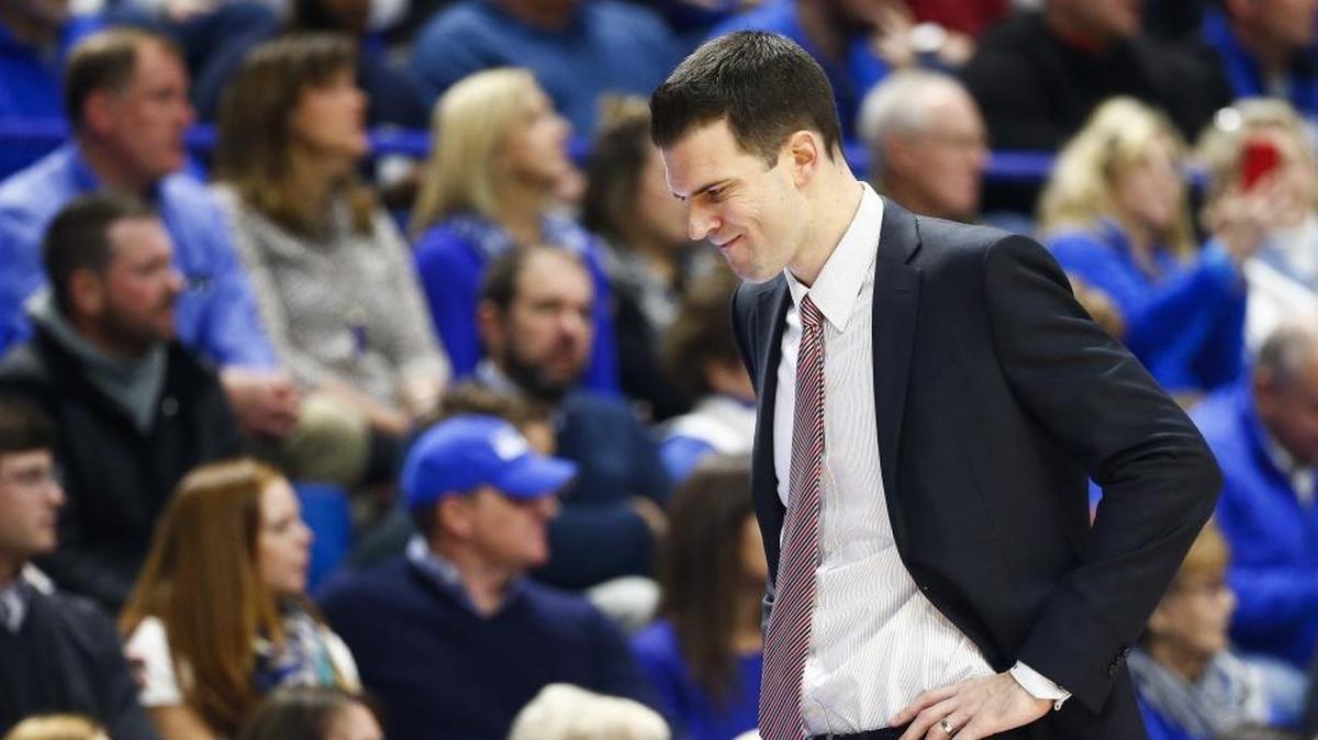 Louisville Coach David Padgett looks dejected during the Cardinals’ loss to Kentucky on Friday.