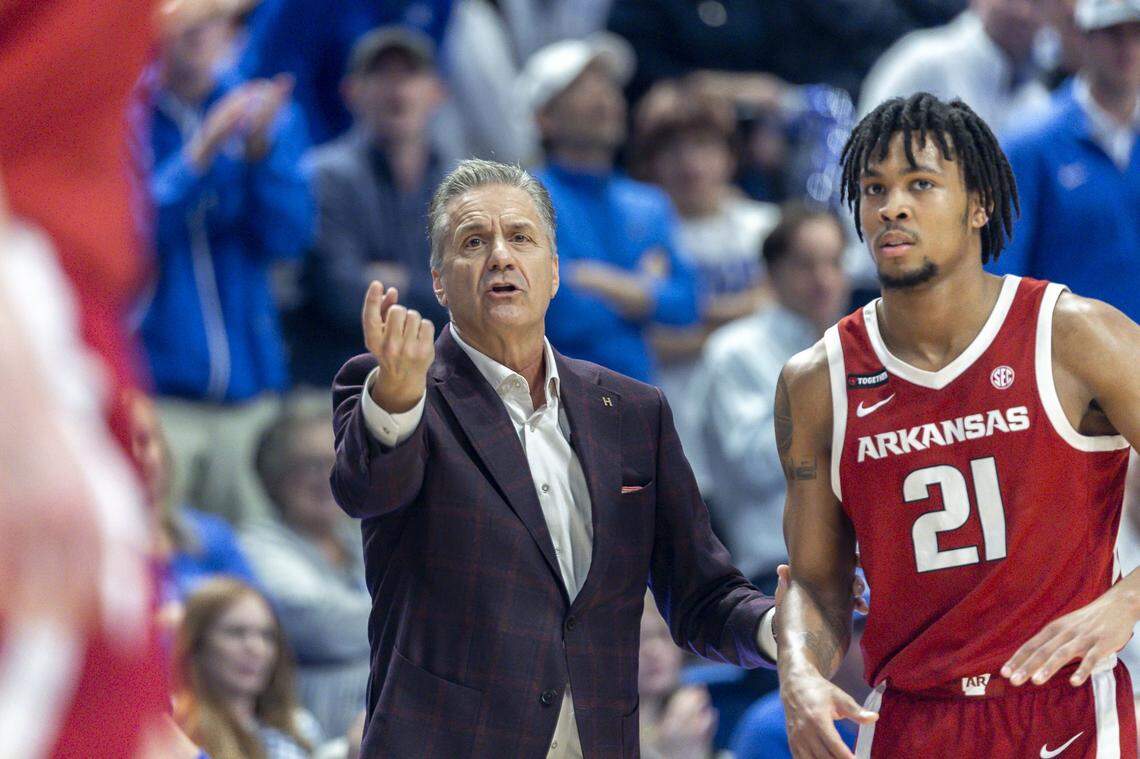 Arkansas head coach John Calipari talks to Razorbacks guard D.J. Wagner during a game against the Kentucky Wildcats at Rupp Arena on Feb. 1, 2025.