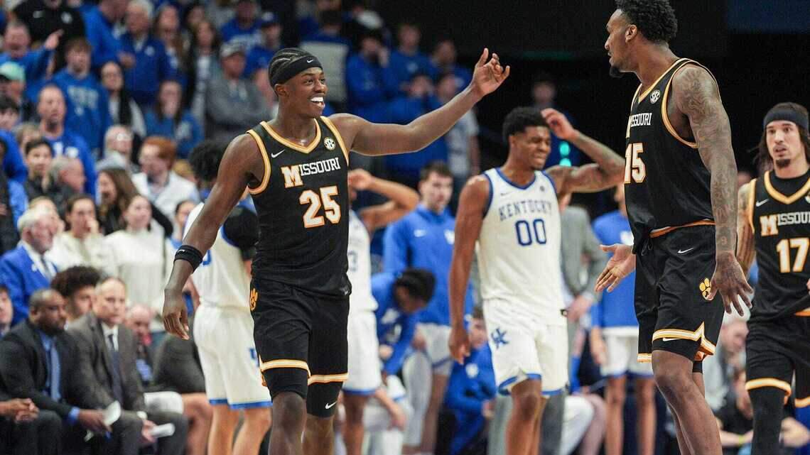 Kentucky judge rules in favor of Mark Mitchell, who is now free to transfer