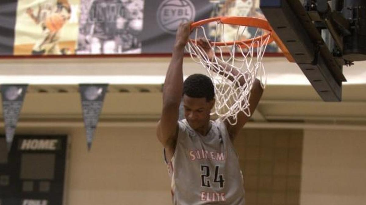 Shareef O’Neal was one of the top players on the Nike travel circuit last summer.