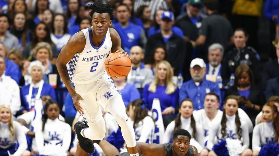 Kentucky’s Jarred Vanderbilt dribbled down the court past Missouri’s Jeremiah Tilmon during their game Saturday in Rupp Arena.