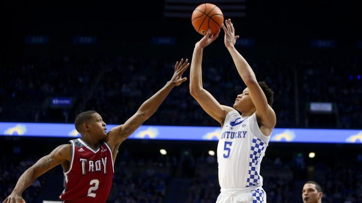 Kentucky has the nation’s longest streak of consecutive games with a three-pointer made. Kevin Knox kept the streak alive with a three late in Tuesday’s game.