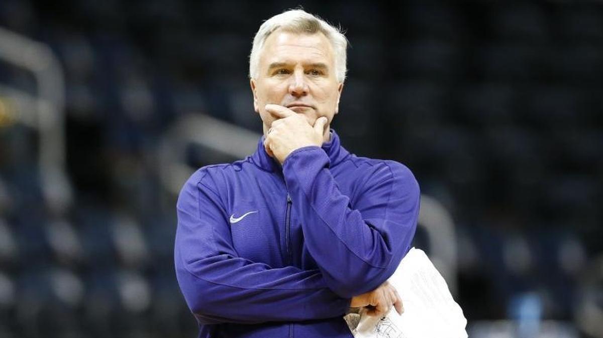 Kansas State head coach Bruce Weber watched his team practice Wednesday at Phillips Arena in Atlanta.