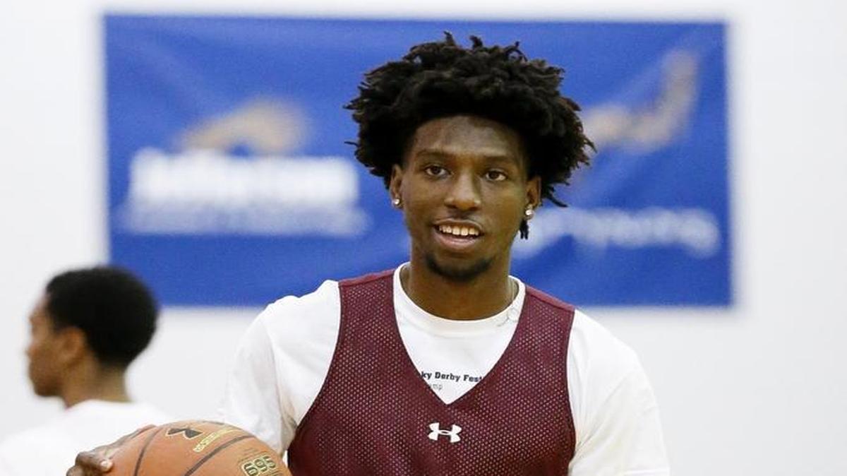 Paul Laurence Dunbar senior Taveion Hollingsworth is headed to Western Kentucky to play basketball next season.