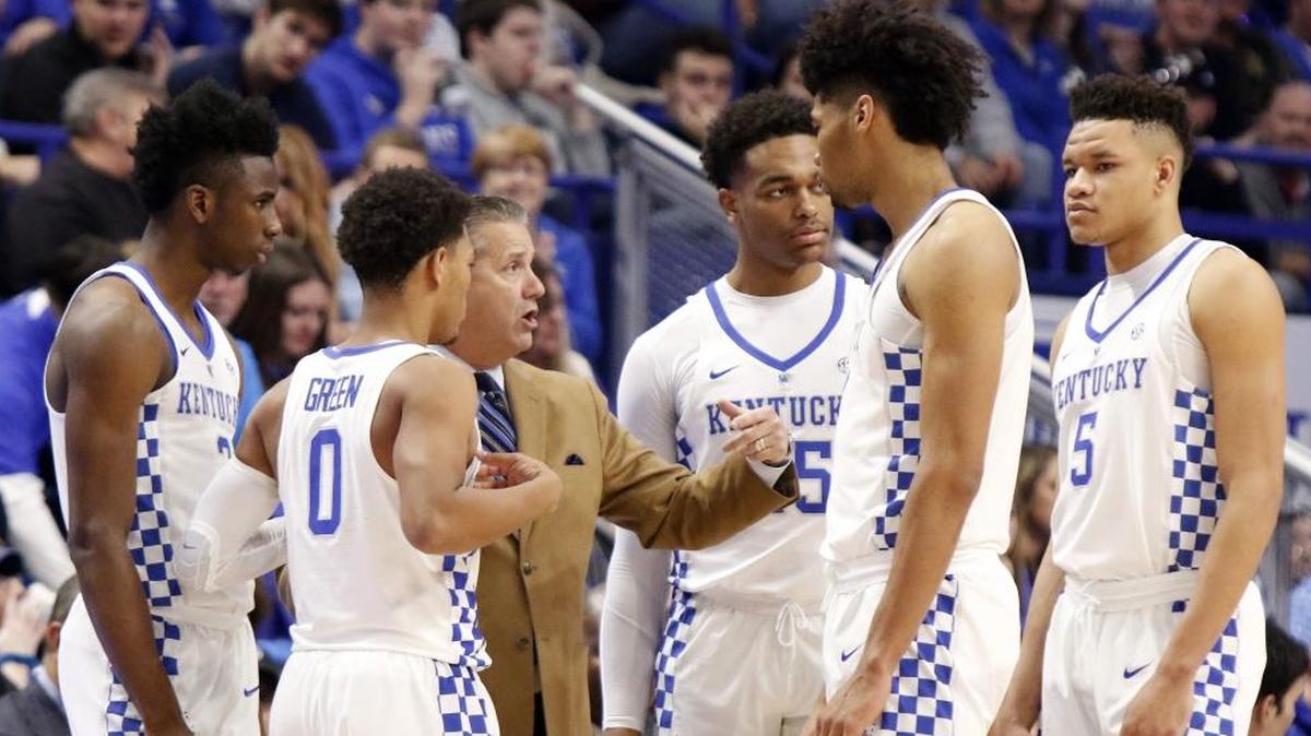 Kentucky Coach John Calipari instructed, from left, Hamidou Diallo, Quade Green, PJ Washington, Nick Richards and Kevin Knox. A 10-episode behind-the-scenes look at this season will begin streaming on Facebook Watch on Saturday.