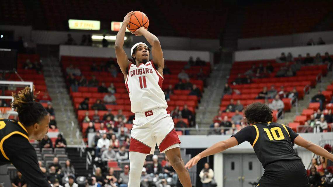 Jerone Morton (11), a 6-foot-4 guard who played high school basketball at George Rogers Clark, took a recruiting visit Friday to Kentucky out of the NCAA transfer portal.
