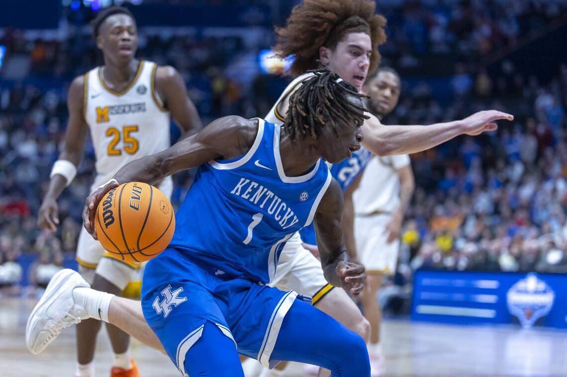 Kentucky guard Denzel Aberdeen (1) had 16 points and seven assists in the Wildcats’ 78-72 win over Missouri on Thursday at the SEC Tournament. Aberdeen, a transfer from Florida, will get his third shot this season at his former team when the Cats and Gators meet in the quarterfinals Friday. 