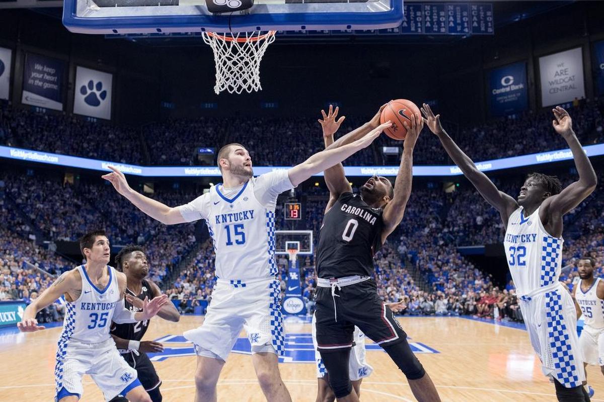 Former Kentucky basketball player Isaac Humphries (15) is the only Australian to have played for the Wildcats.