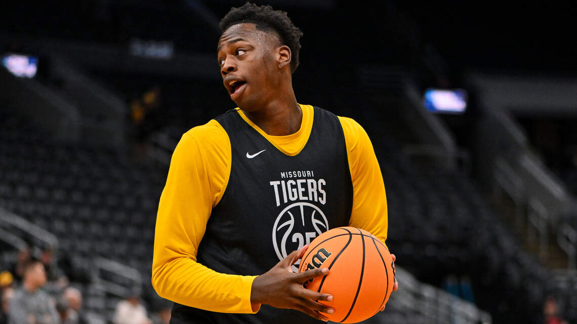 Mark Mitchell backs out of commitment to Kentucky basketball for 2026-27 season