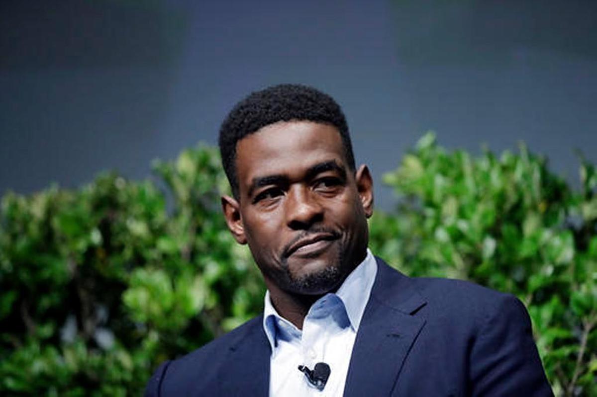 “Kentucky probably does not get enough credit for their basketball IQ,” Chris Webber said. “And these kids have it, especially with a guy like Cal pounding it into them.”
