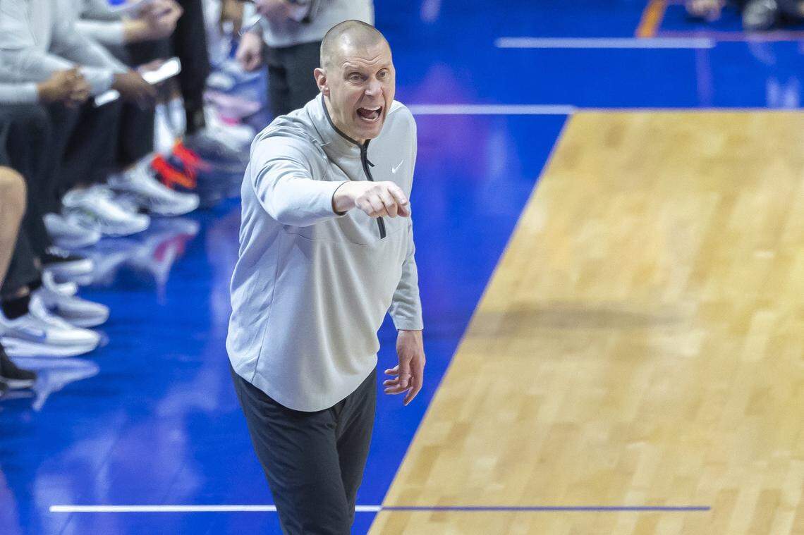 Kentucky Wildcats head coach Mark Pope shouts instructions to his team during a game against the Florida Gators at Stephen C. O’Connell Center in Gainesville, Florida, on Saturday, Feb. 14, 2026.