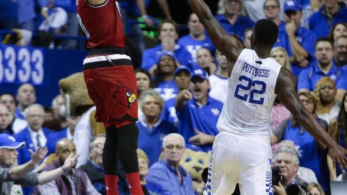 Louisville’s Damion Lee (0) had a clean look for the potential game-winner, but he couldn’t convert against Kentucky on Saturday.