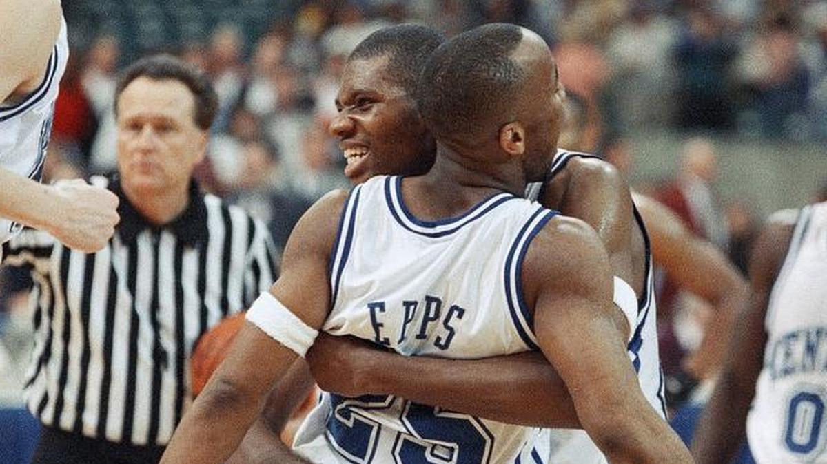 Kentucky’s Walter McCarty hugged Anthony Epps after Epps’ game-winning free throws with 19 seconds remaining in the Southeastern Conference Ttournament championship game at the Georgia Dome in Atlanta in 1995.