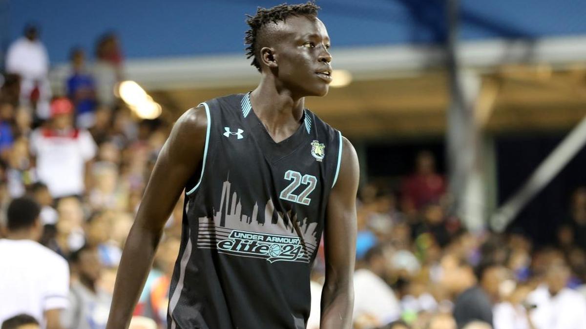Team Doo Be Doo's Wenyen Gabriel #22 in action against Team EZ Pass in the Under Armour Elite 24 game on Saturday, August 22, 2015 in Brooklyn, NY.