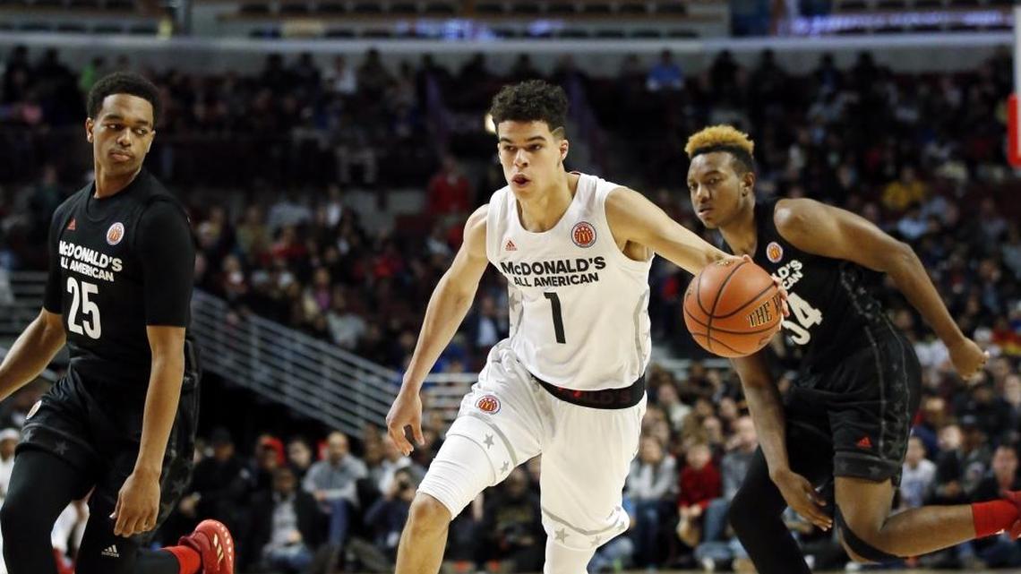 Missouri’s Michael Porter Jr., center, and UK’s PJ Washington, left, were on different teams at the McDonald’s All-American Game earlier this year.