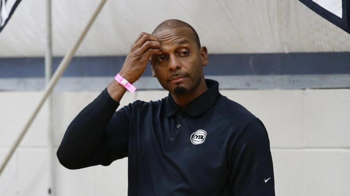Penny Hardaway coached his Team Penny squad during a Nike event in Lexington in 2015.