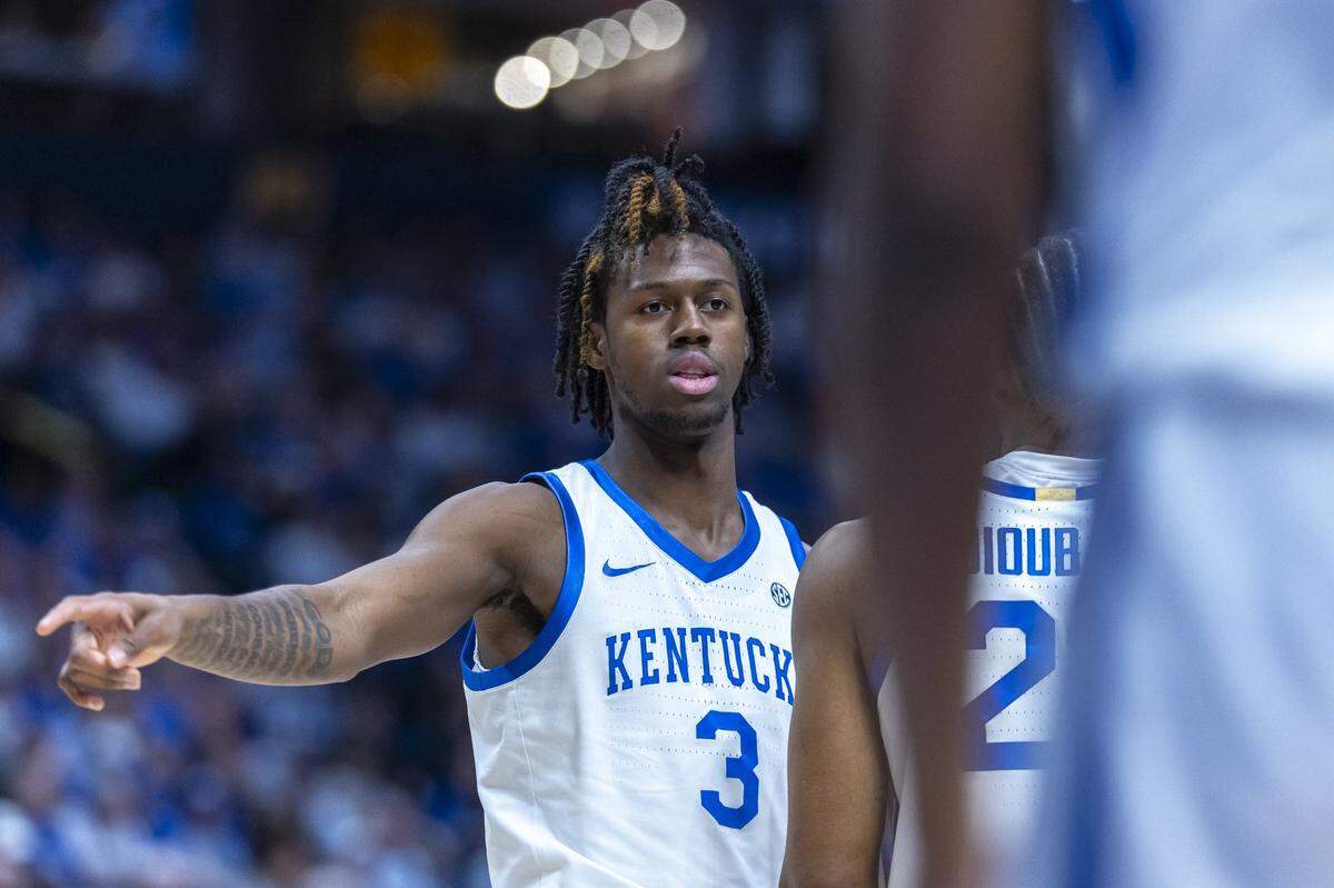 Kentucky guard Kam Williams shot 35.9% from 3-point range in 24 games for the Wildcats this season.