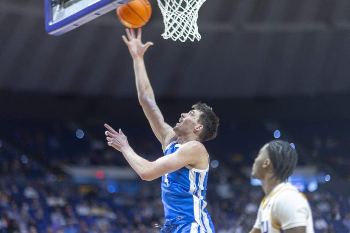 Kentucky basketball forward Andrija Jelavic (4) attempts to score the ball during a game against LSU at the Pete Maravich Assembly Center in Baton Rouge, La., on Wednesday, Jan. 14, 2026.