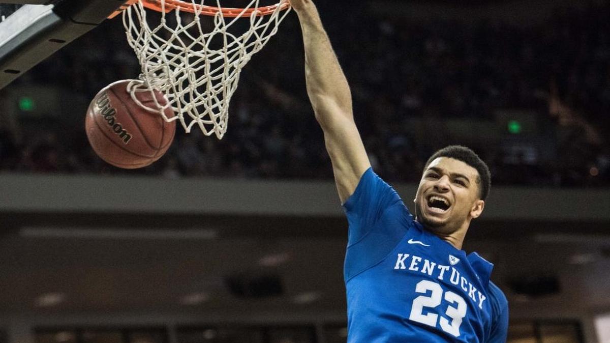 Kentucky guard Jamal Murray (23) dunks the ball during the second half of an NCAA college basketball game against South Carolina Saturday, Feb. 13, 2016, in Columbia, S.C. Kentucky defeated South Carolina 89-62.