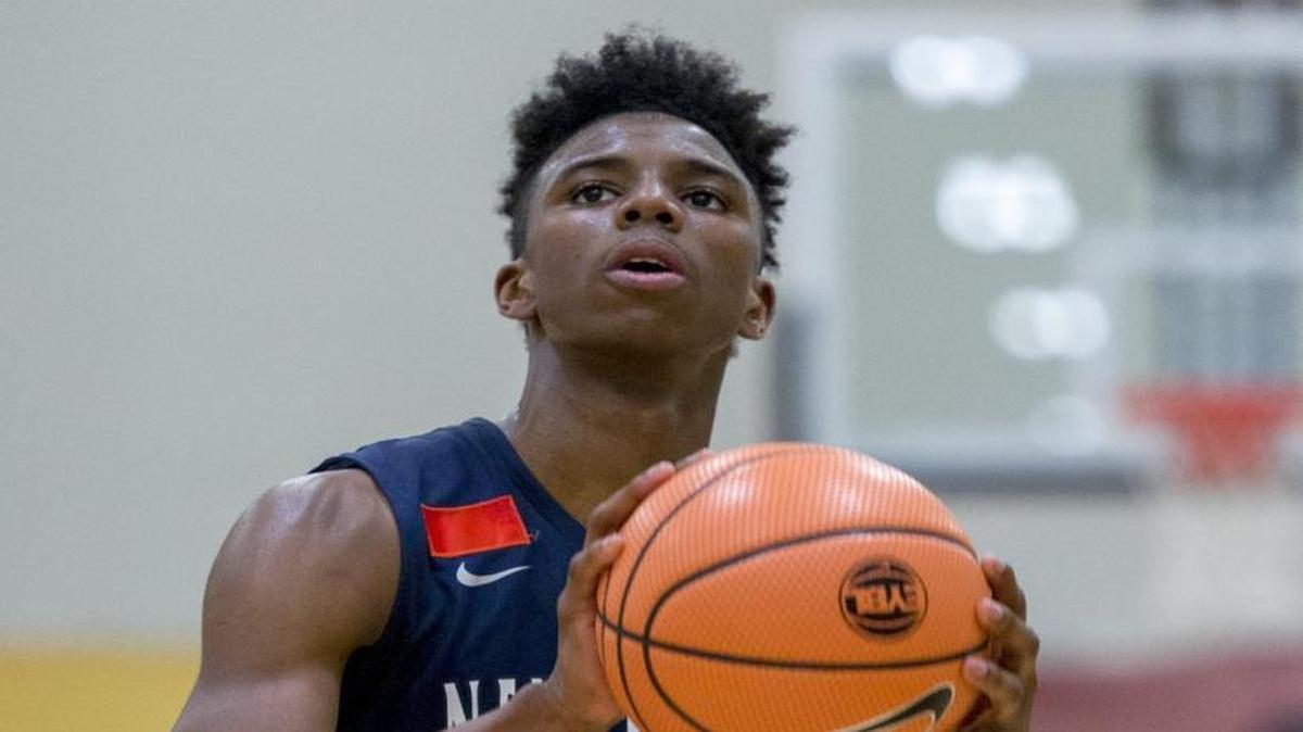 Hamidou Diallo, who plays for the New York Rens on the Nike circuit, is regarded as the No. 1 shooting guard in the recruiting class of 2017.