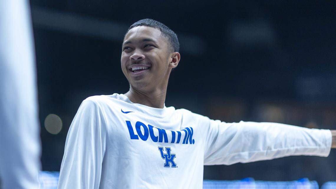 After one season at Kentucky, Jaland Lowe commits to a new school