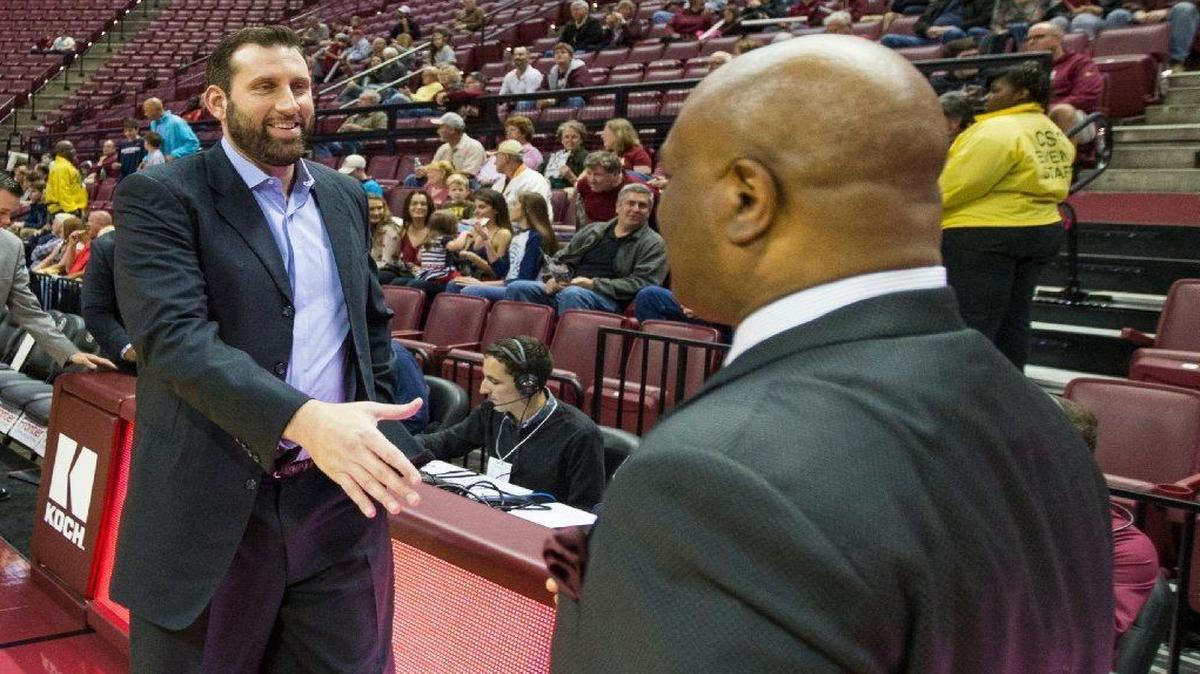 Former Kentucky forward Scott Padgett, left, was fired as Samford head men’s basketball coach after going 10-23 in 2019-20. “It wasn’t something I expected,” Padgett says of his dismissal. “But when it is all said and done, you are in this business (and) you have bad years, anything can happen. And we had a rough year.”