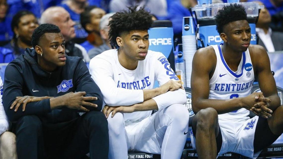 Nick Richards, center, played more than nine minutes only one time in Kentucky’s final 10 games this season. He scored no more than two points in any of those 10 games.