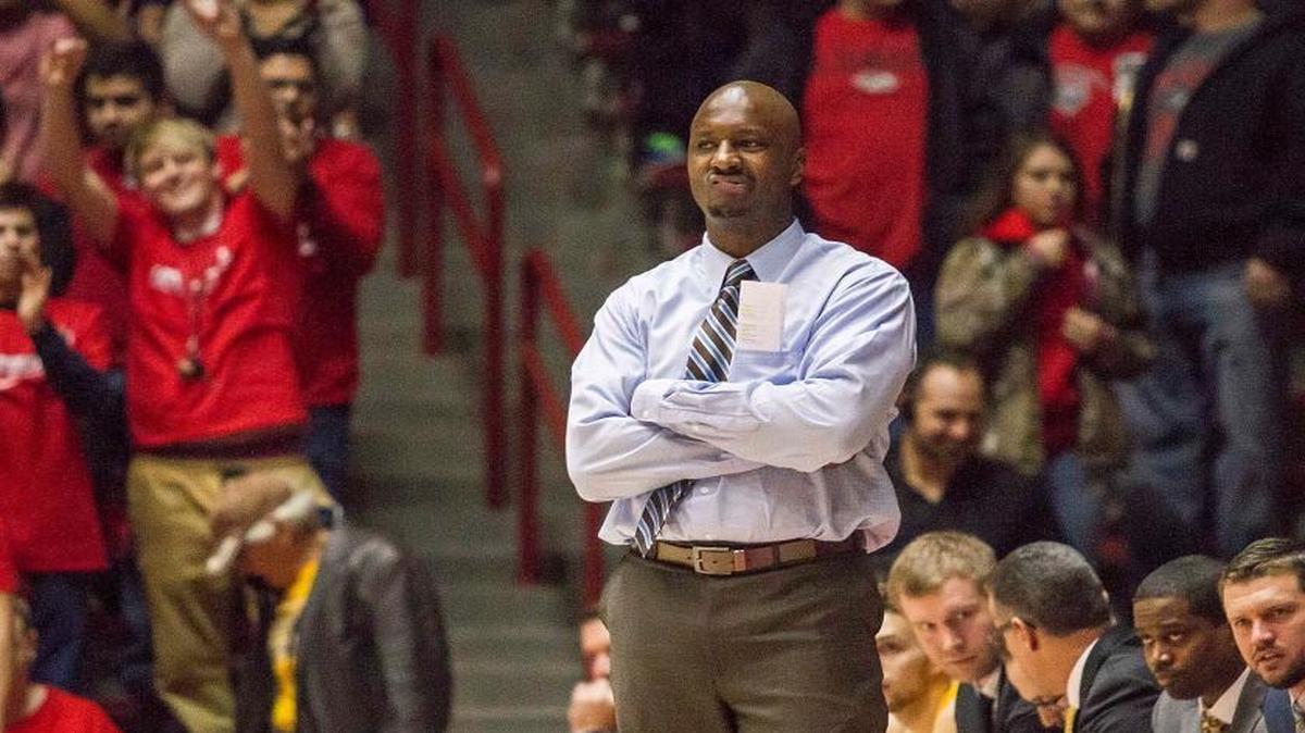Wyoming Coach Allen Edwards watched a play during the second half against New Mexico in Albuquerque, N.M., on Jan. 21, 2017.