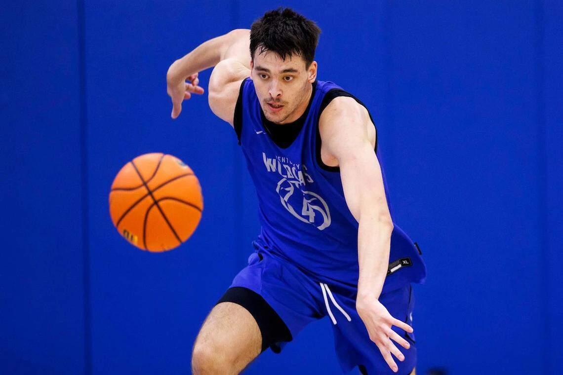 Andrija Jelavic practices with his Kentucky teammates at the Joe Craft Center. Jelavic joined the team earlier this year after playing the past two seasons in Serbia.