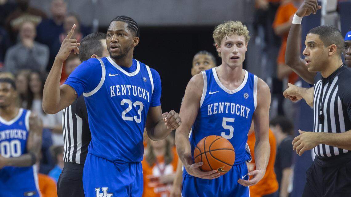 ‘‘Embarrassing. Personal. Awful.’ Mark Pope vents after UK’s late loss at Auburn